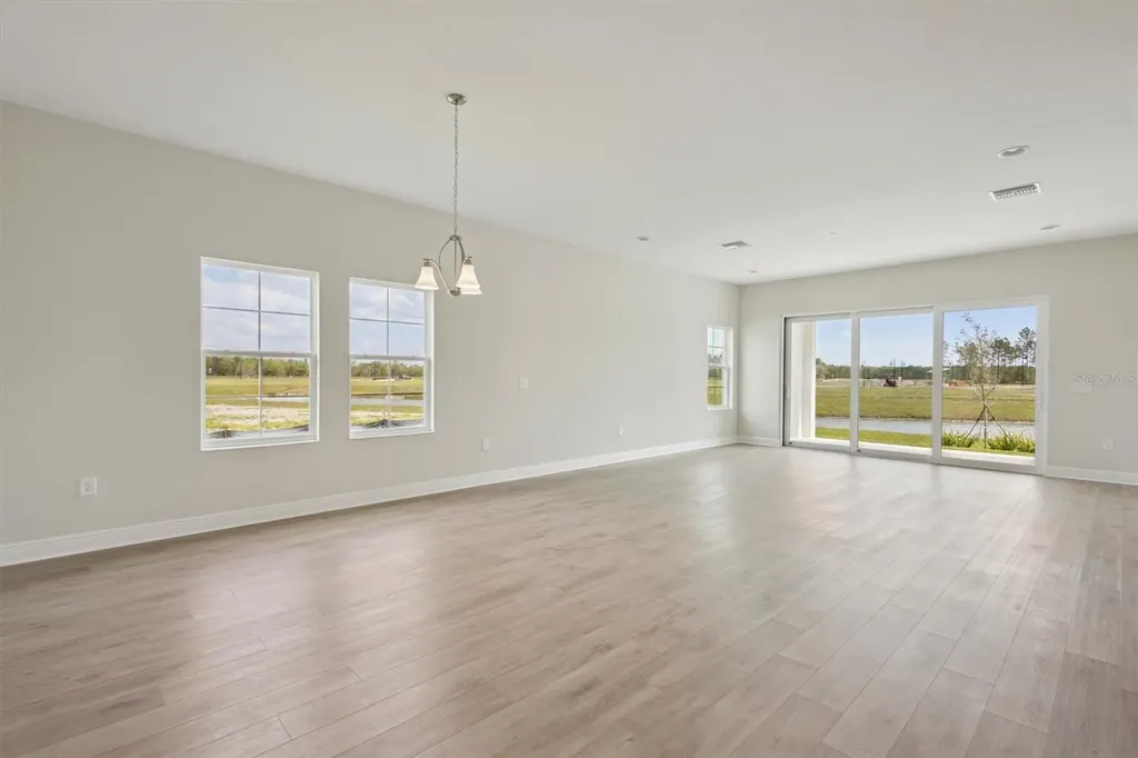 1988 Webbstone Way Zephyrhills FL 33541