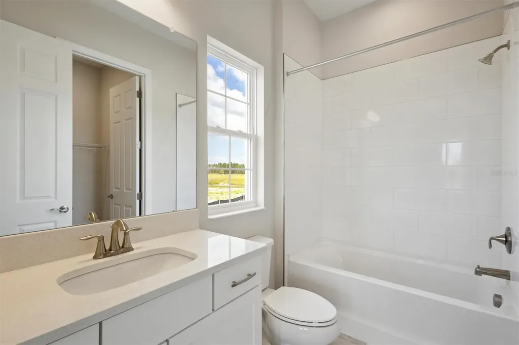 1988 Webbstone Way Zephyrhills FL 33541