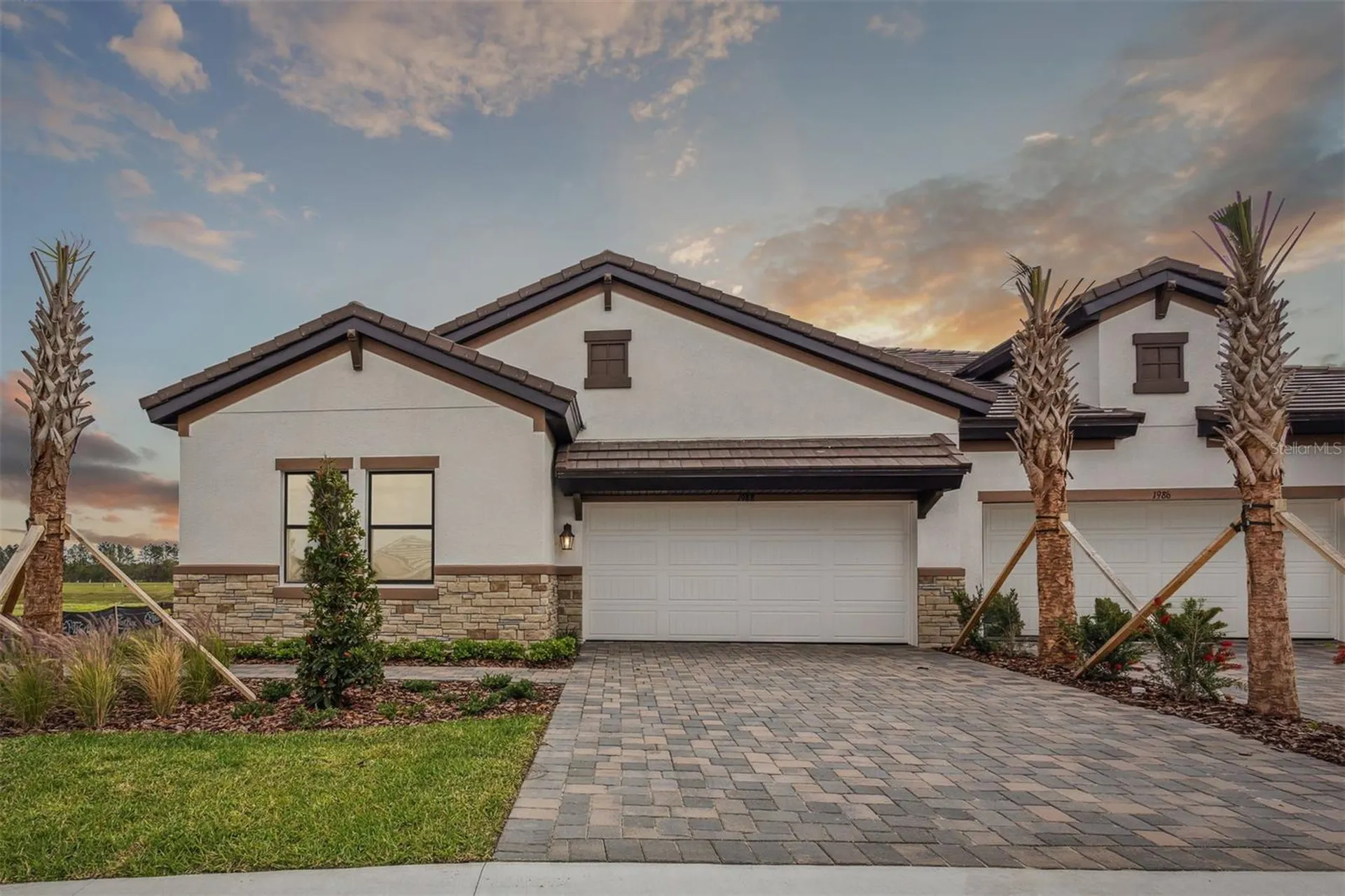 1988 Webbstone Way Zephyrhills FL 33541