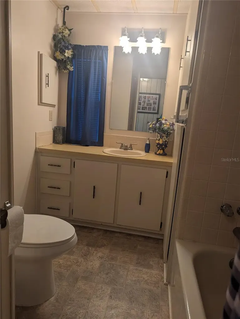 1007 Forest Lake Drive Lakeland FL 33809