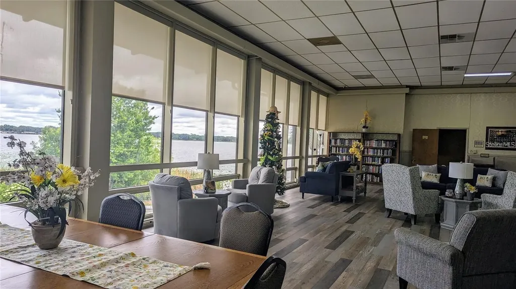 1007 Forest Lake Drive Lakeland FL 33809