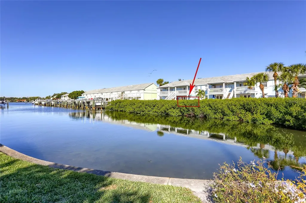 4975 Cobia Drive SE St Petersburg FL 33705
