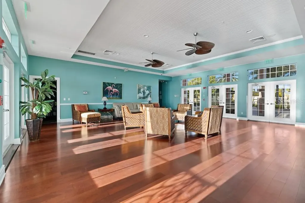 4975 Cobia Drive SE St Petersburg FL 33705