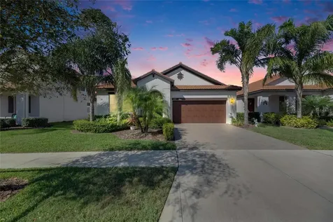 16817 Whisper Elm Street Wimauma FL 33598