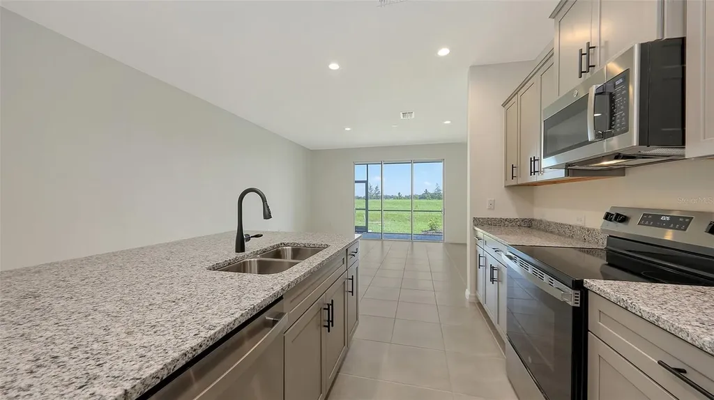 2360 Washington Palm Court Bradenton FL 34212