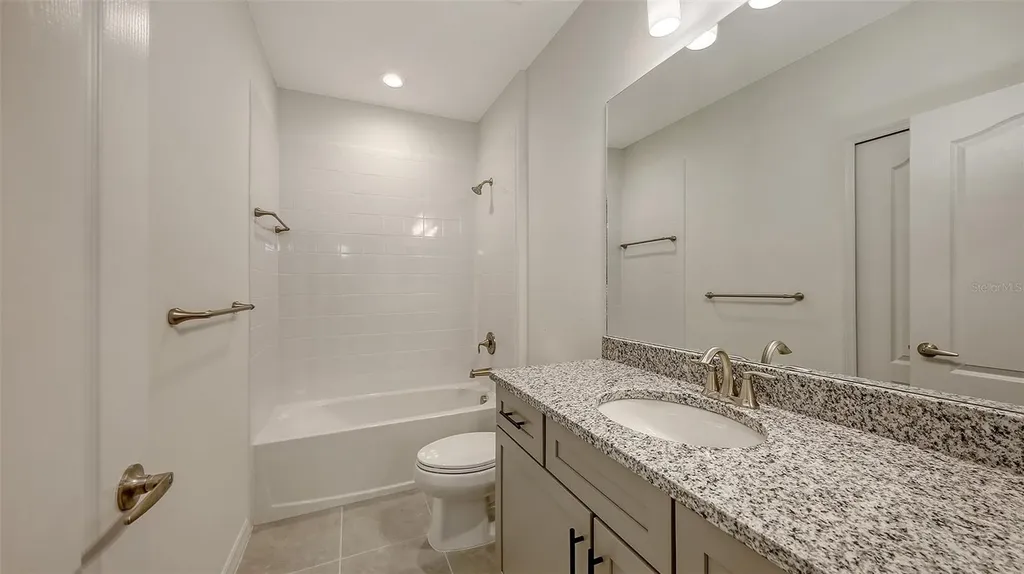 2360 Washington Palm Court Bradenton FL 34212