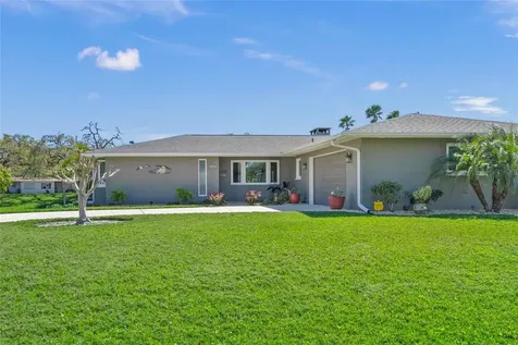 1208 Angela Maria Road Sarasota FL 34243