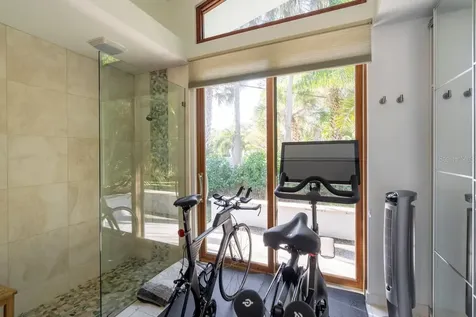 587 47th Street Sarasota FL 34234