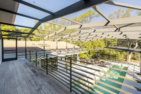 587 47th Street Sarasota FL 34234