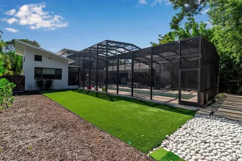587 47th Street Sarasota FL 34234