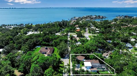 587 47th Street Sarasota FL 34234