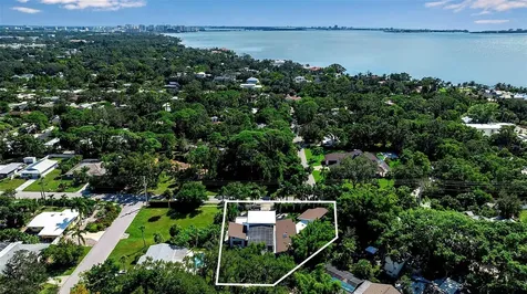 587 47th Street Sarasota FL 34234