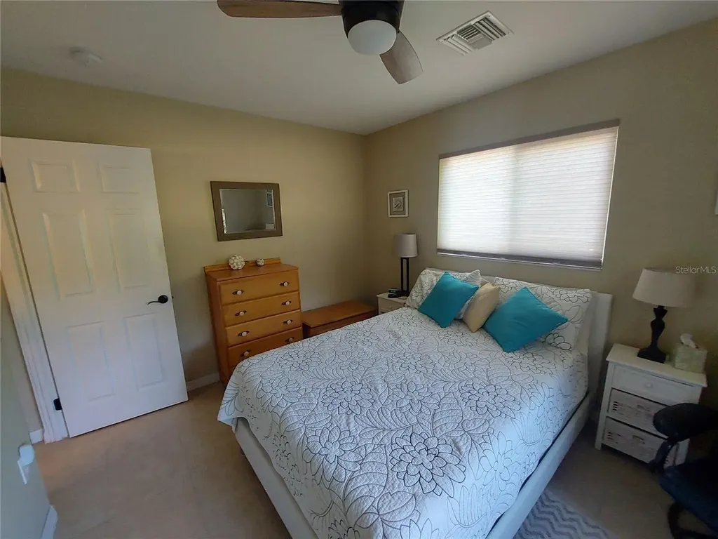 1541 Crest Drive Englewood FL 34223