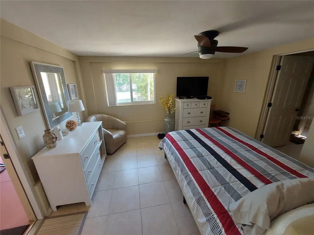 1541 Crest Drive Englewood FL 34223