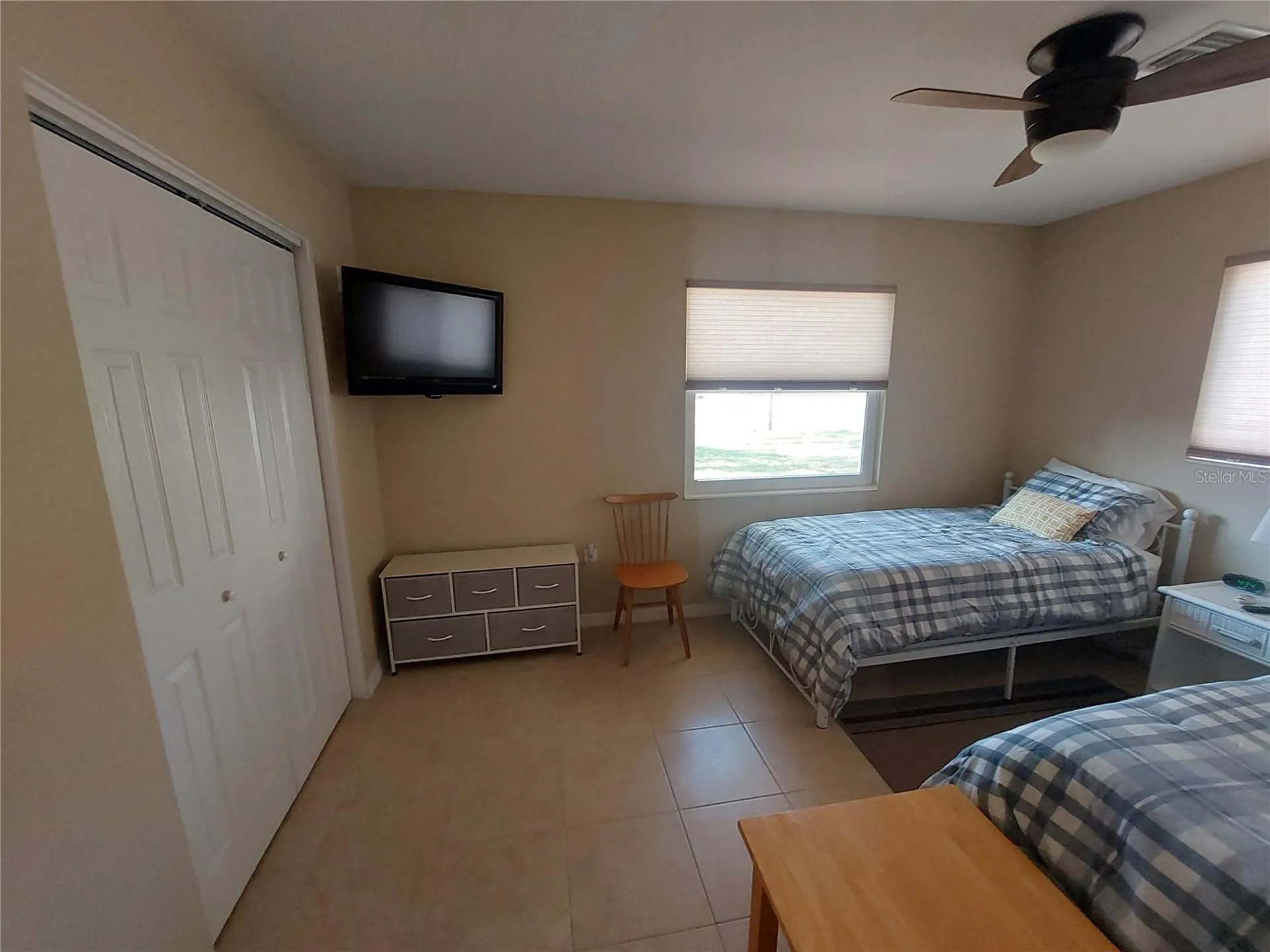 1541 Crest Drive Englewood FL 34223