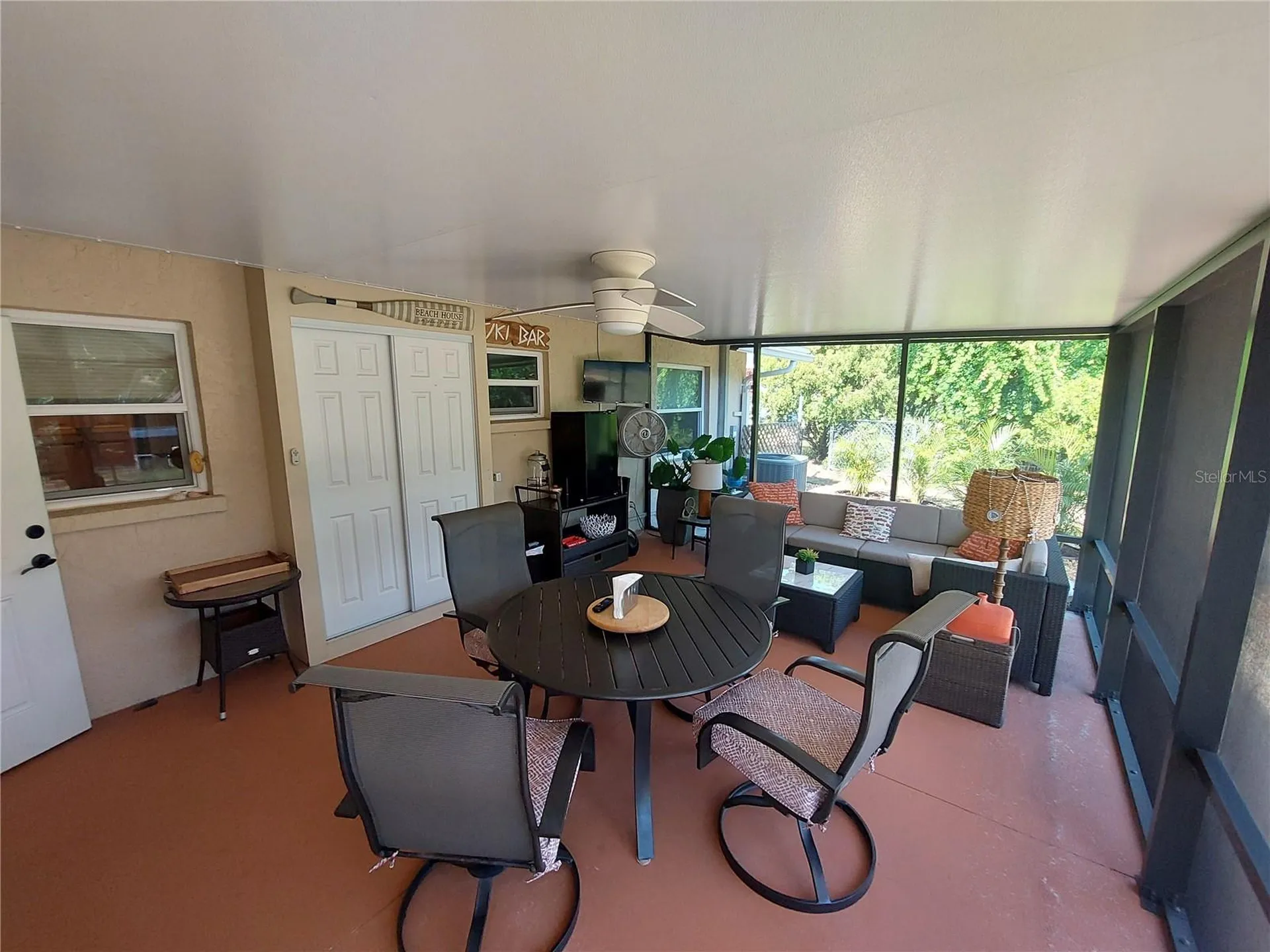 1541 Crest Drive Englewood FL 34223