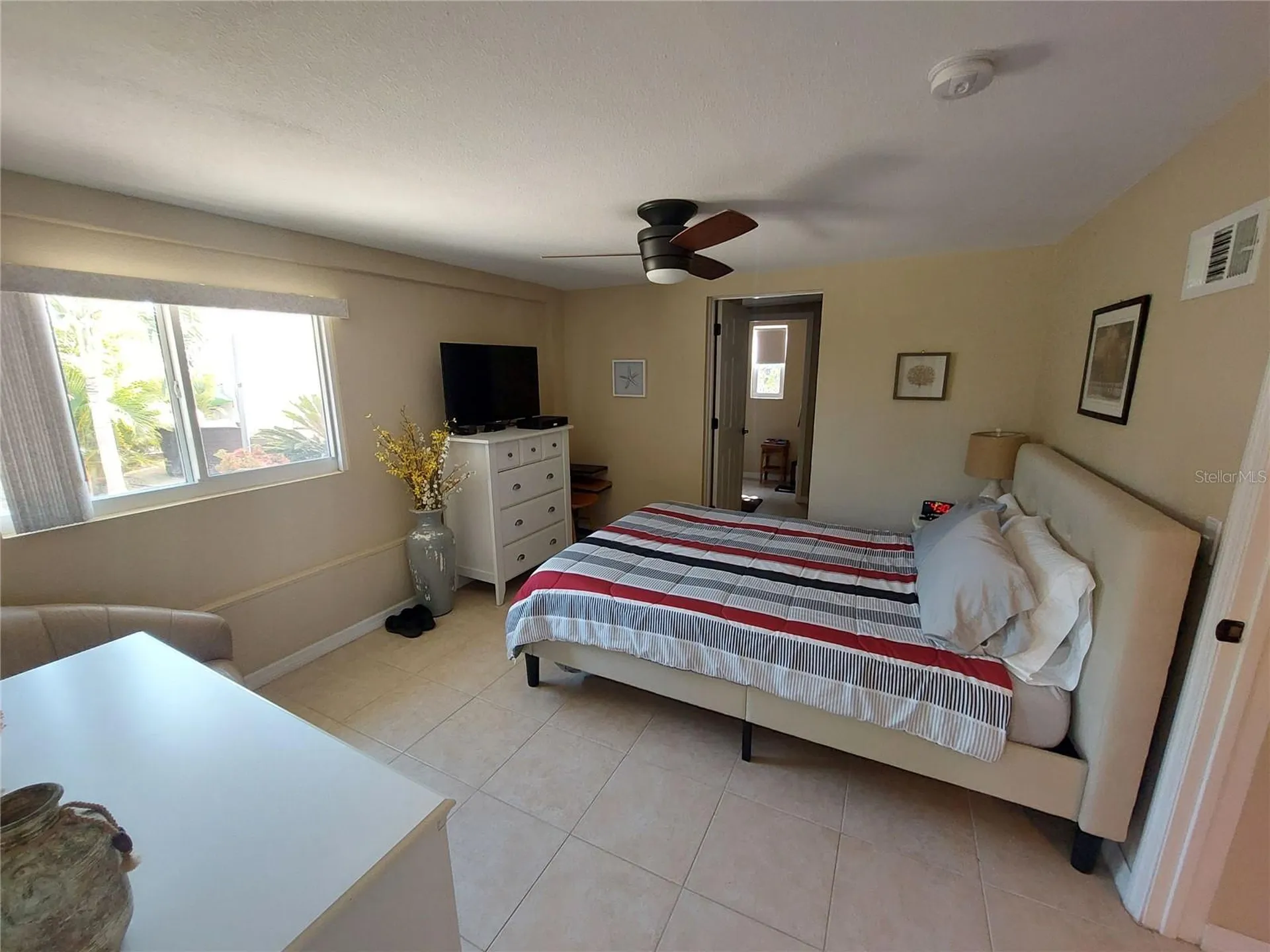 1541 Crest Drive Englewood FL 34223