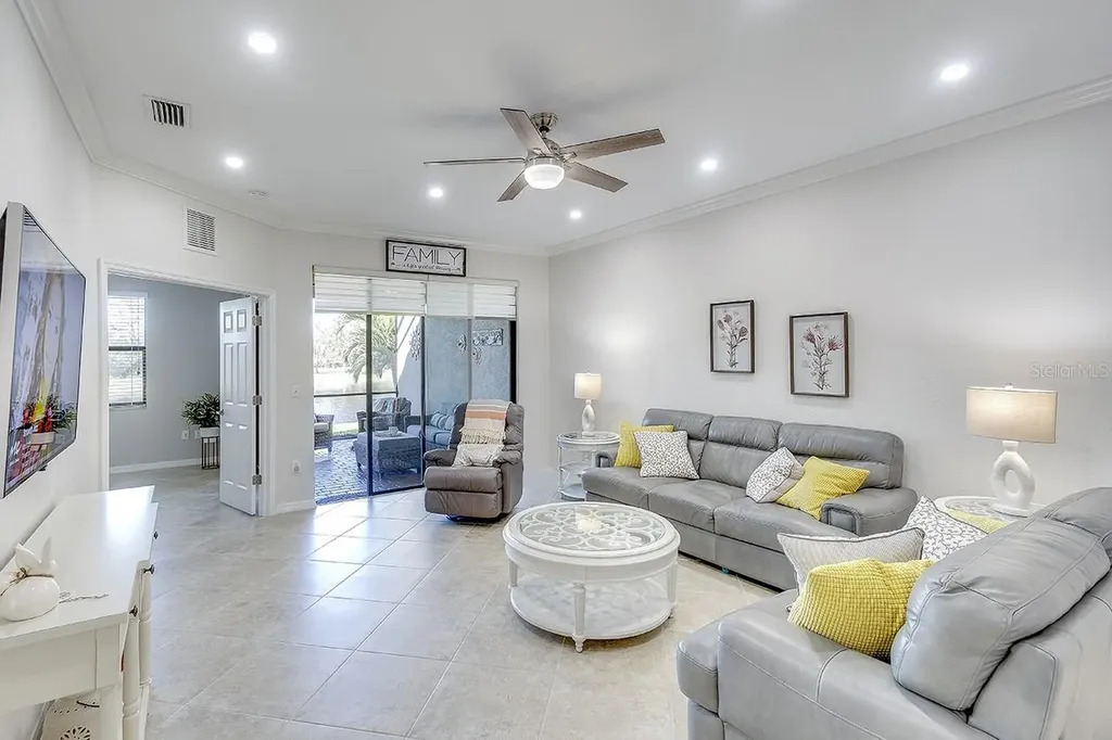 6638 Willowshire Way Bradenton FL 34212