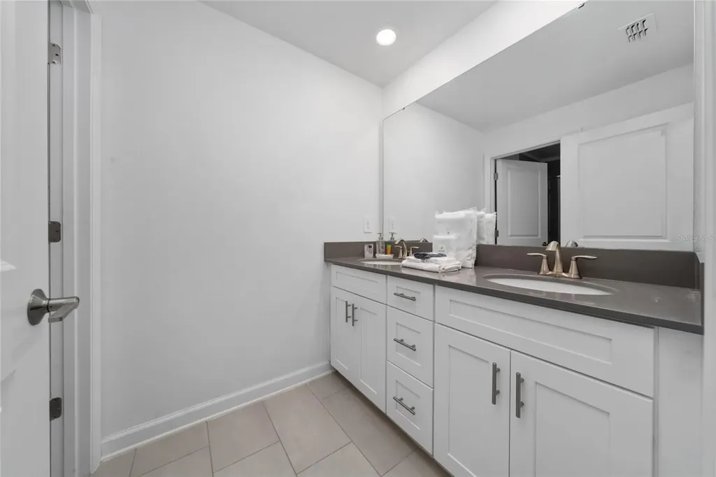 2636 Reading Trail Kissimmee FL 34746