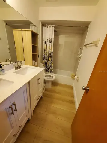2924 Cottage Grove Court Orlando FL 32822