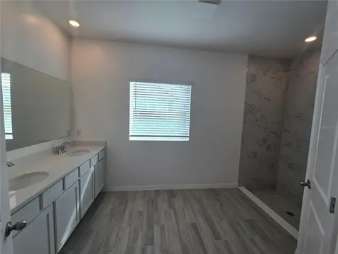 355 S Sunset Avenue Mascotte FL 34753