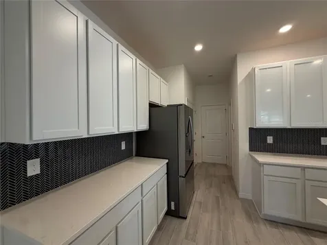 355 S Sunset Avenue Mascotte FL 34753