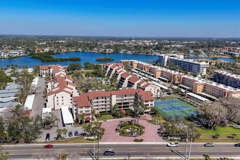 6285 Midnight Pass Road Sarasota FL 34242
