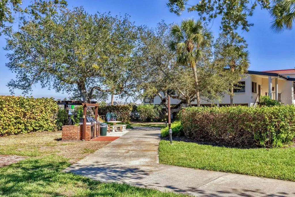 6285 Midnight Pass Road Sarasota FL 34242