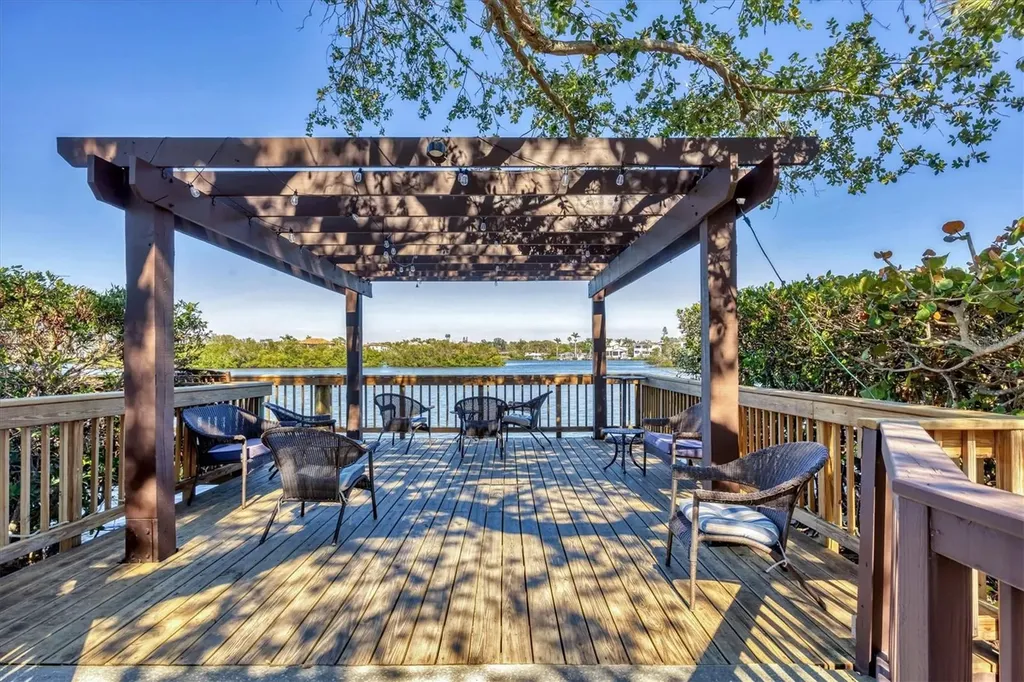 6285 Midnight Pass Road Sarasota FL 34242