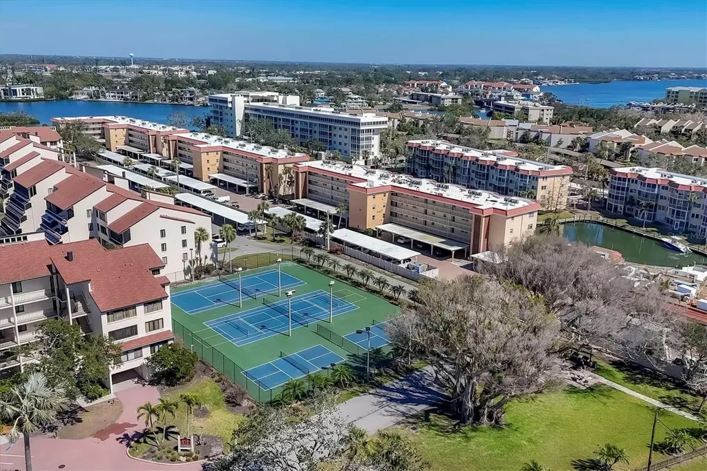 6285 Midnight Pass Road Sarasota FL 34242