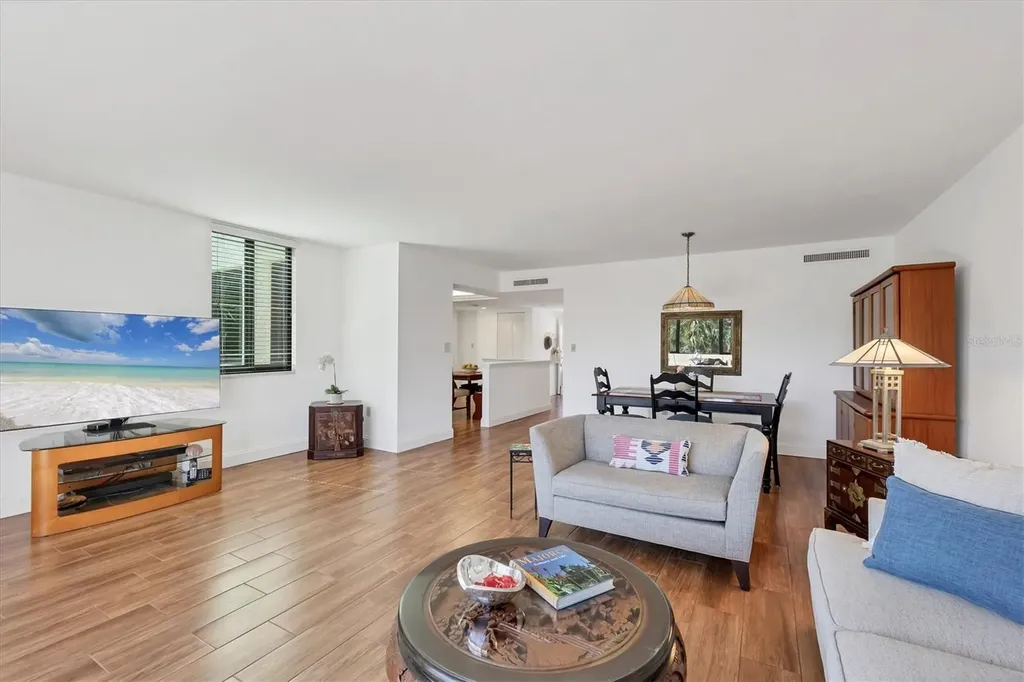 6285 Midnight Pass Road Sarasota FL 34242