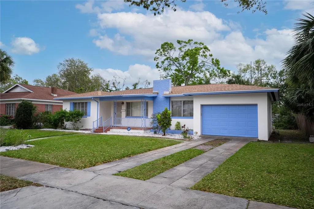 2448 14th Avenue S St Petersburg FL 33712