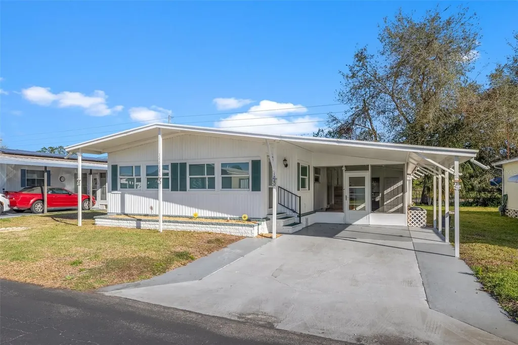 34633 Rosebud Row Zephyrhills FL 33541