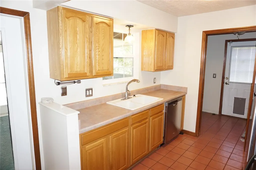 1764 SE 169th Avenue Road Silver Springs FL 34488