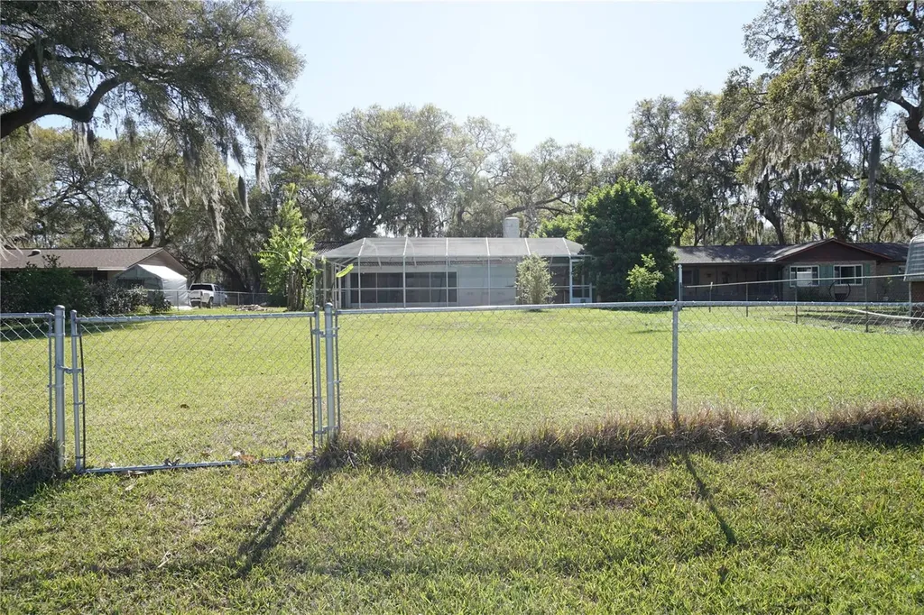 1764 SE 169th Avenue Road Silver Springs FL 34488