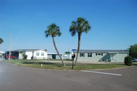 102 Saint Martins Way Apollo Beach FL 33572