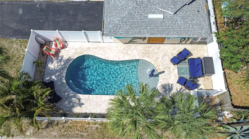 1922 55th Street S Gulfport FL 33707