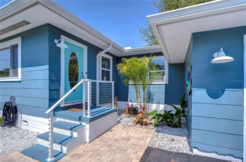 1922 55th Street S Gulfport FL 33707