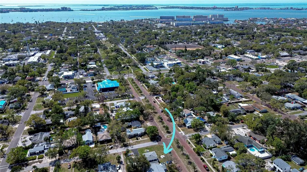 1922 55th Street S Gulfport FL 33707