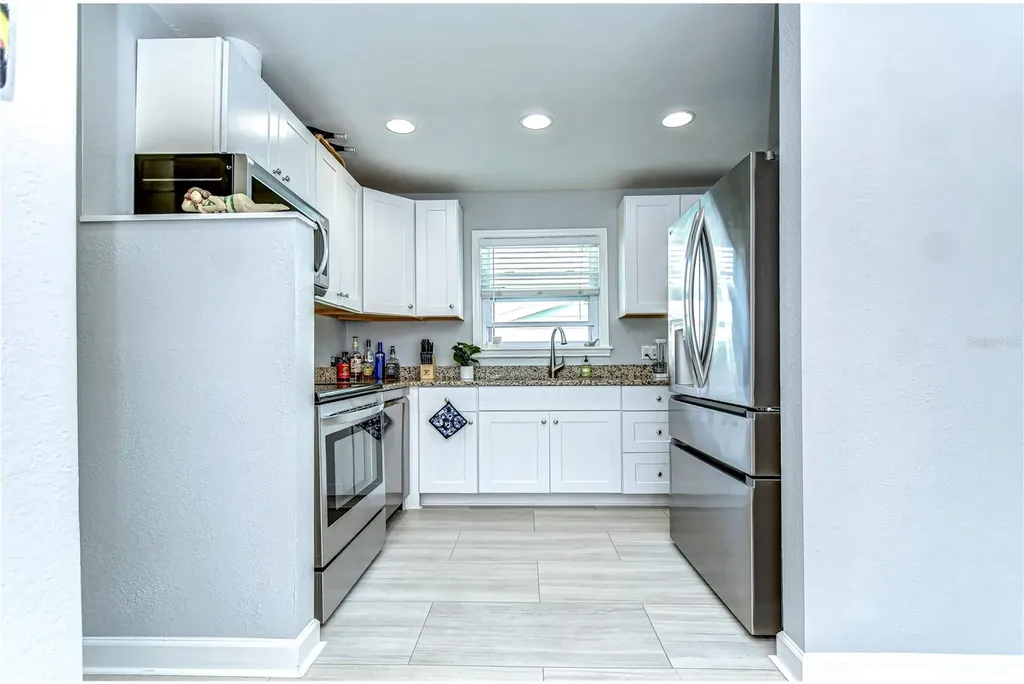1922 55th Street S Gulfport FL 33707