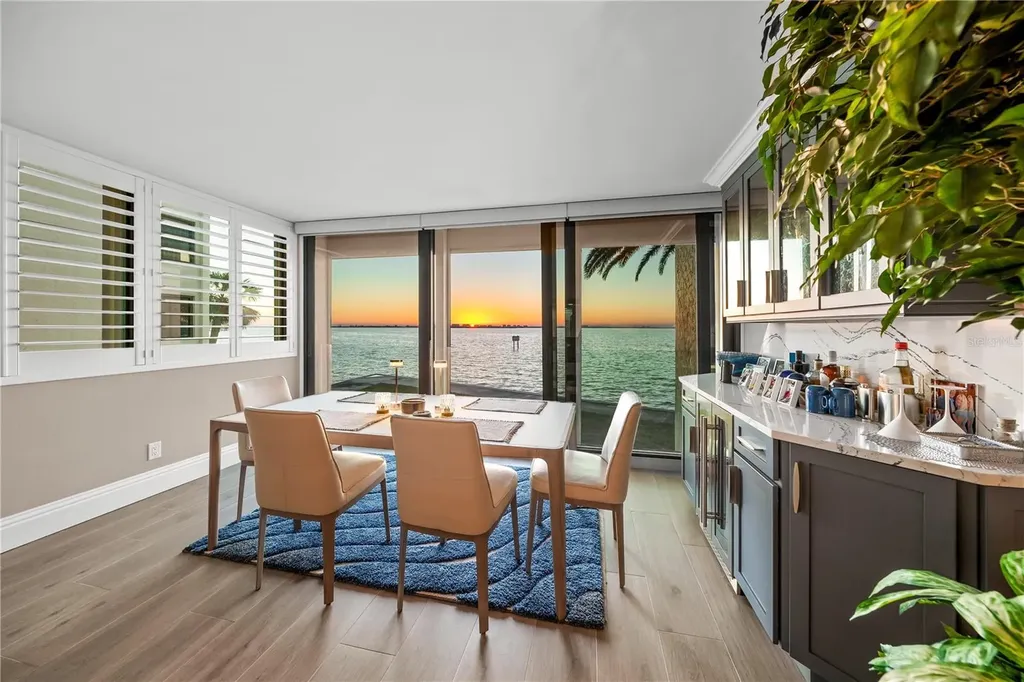 101 Sunset Drive Sarasota FL 34236