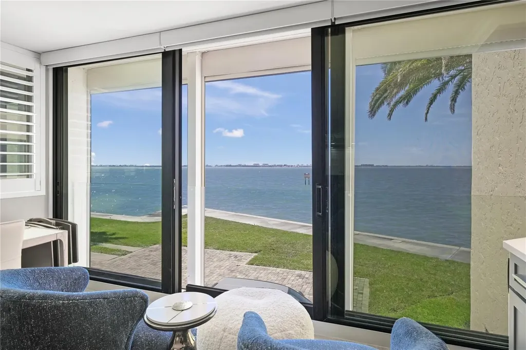 101 Sunset Drive Sarasota FL 34236