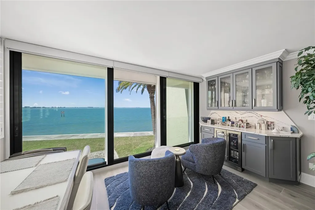 101 Sunset Drive Sarasota FL 34236