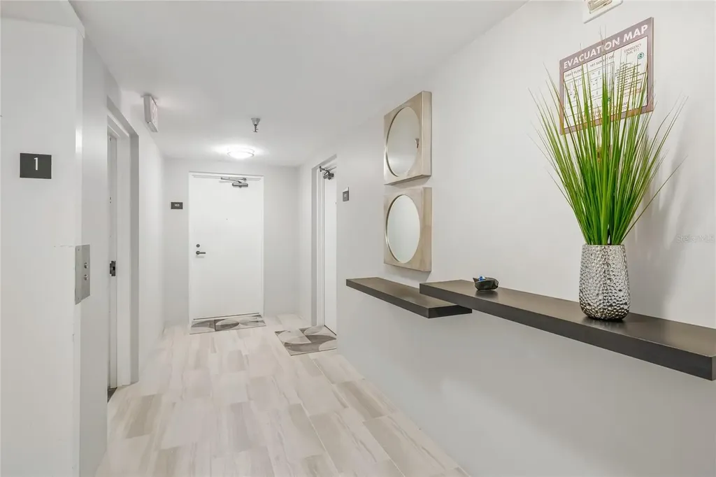 101 Sunset Drive Sarasota FL 34236