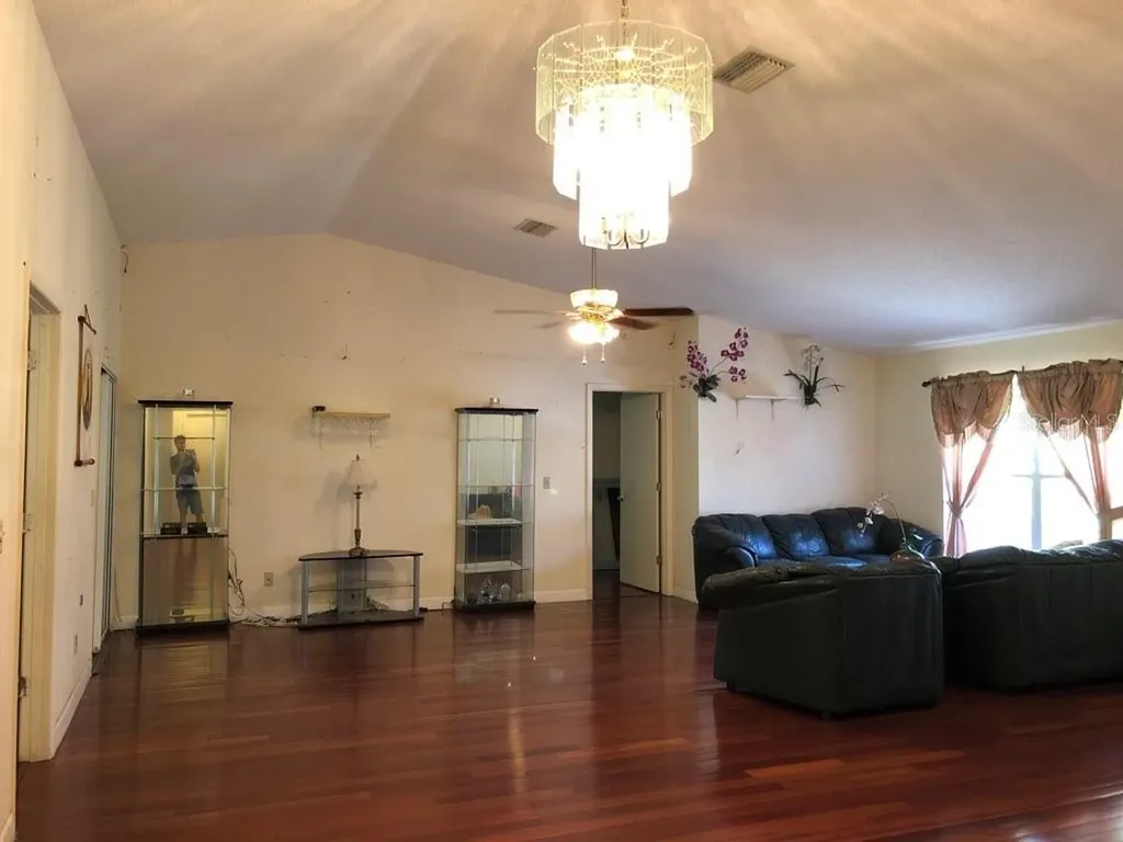 11716 Cr 672 Highway Riverview FL 33579