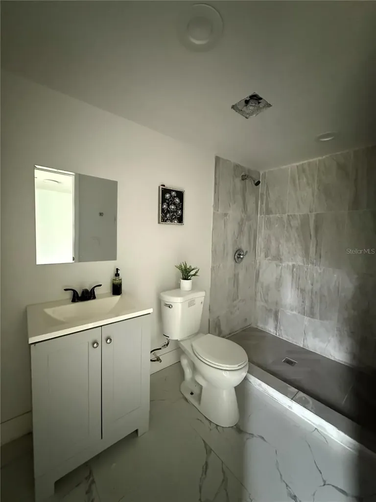 3931 Avenue R NW Winter Haven FL 33881