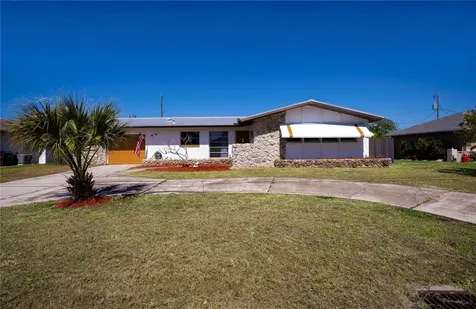 4044 Country Club Boulevard Cape Coral FL 33904