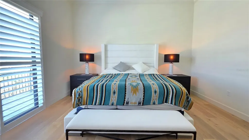531 Birdie Lane Longboat Key FL 34228