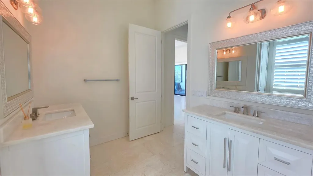 531 Birdie Lane Longboat Key FL 34228