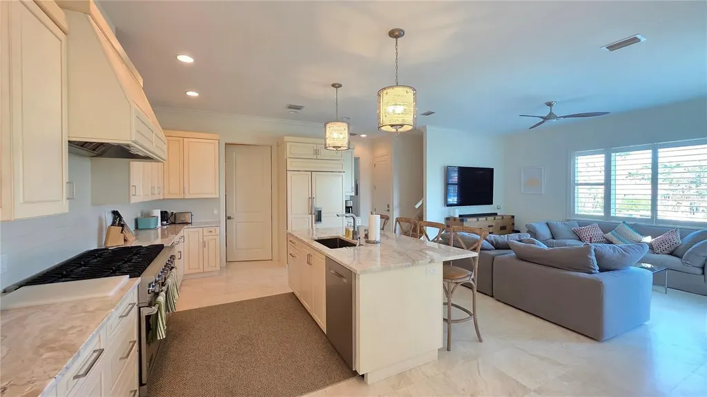 531 Birdie Lane Longboat Key FL 34228